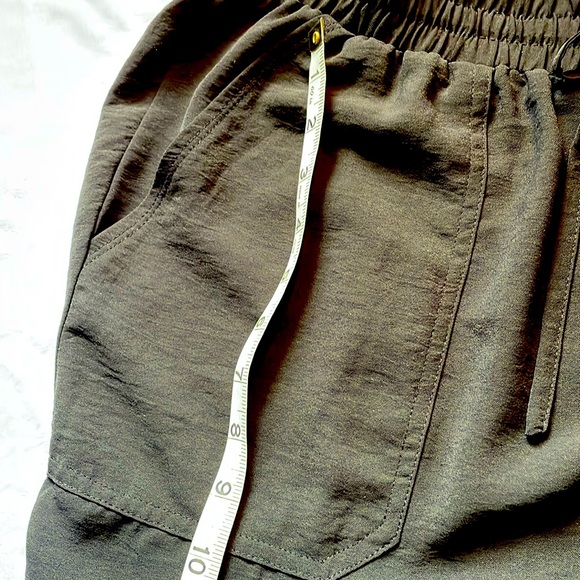 EUC New York Clothing Co- -Solid black and very comfy! - Picture 4 of 15